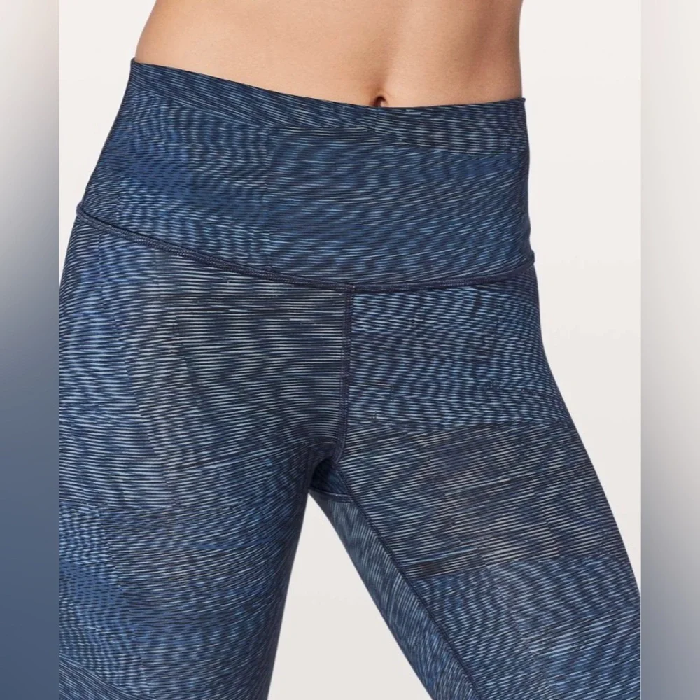 Lululemon Wunder Under Hi-Rise 1/2 Tight *Full-On Luxtreme 17